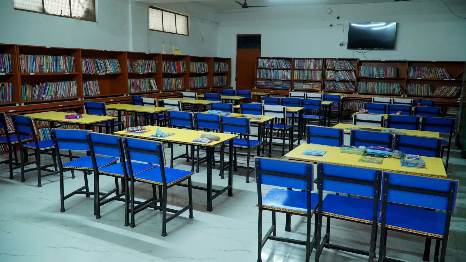Varanasi Public School Library